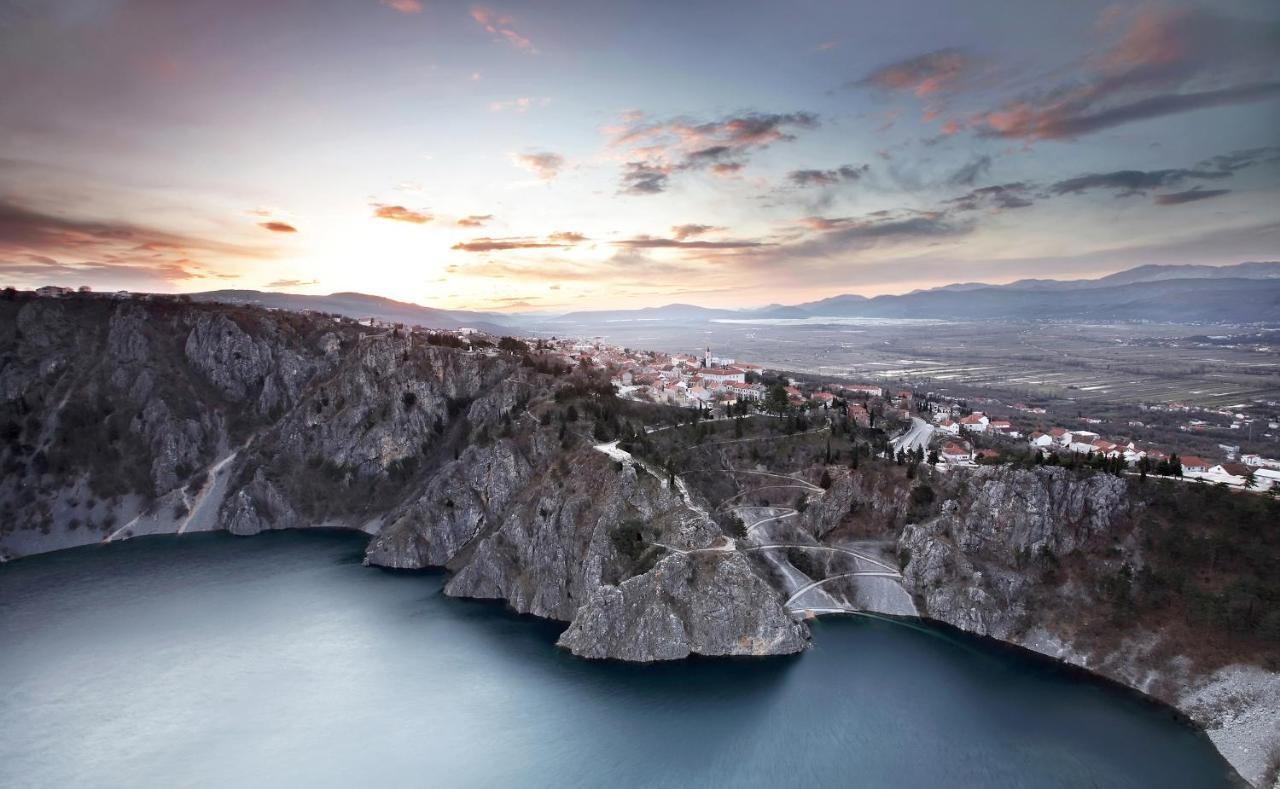 Anno Apartment Imotski-Makarska Bagian luar foto